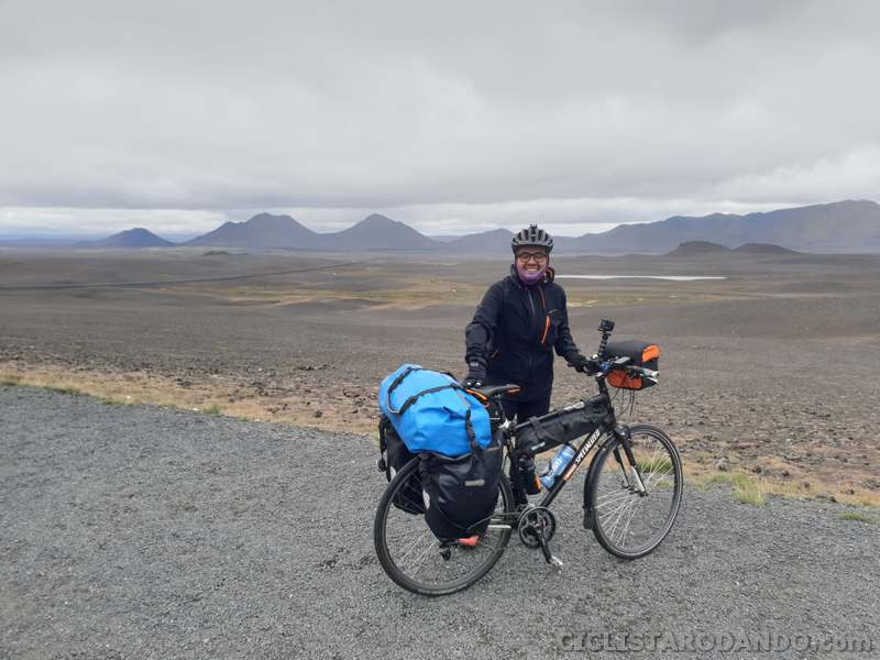 Equipamiento, alforjas y bicicleta para Islandia.